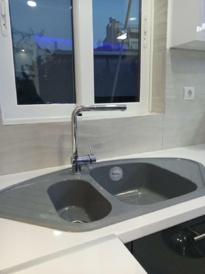 Luxury Apartment Next To The Sea Beach Athènes Extérieur photo